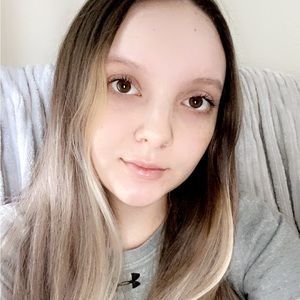 Meet your Posher, Stacey